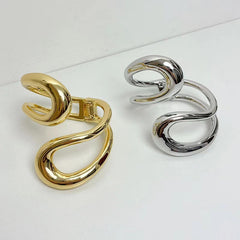 Female Niche Metal Geometry Streamlined Spring Bracelet - Otaj Gifts
