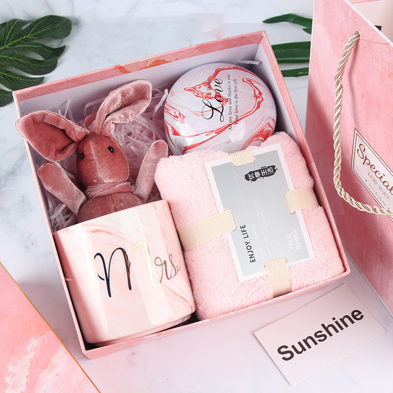 Birthday creative and practical gift box - Otaj Gifts