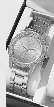 Women's Three-eye Quartz Diamond-embedded Watch - Otaj Gifts
