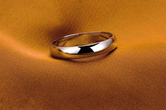 Never Fade Simple 4mm Glossy Stainless Steel Ring for Couples  Silver Color - Otaj Gifts