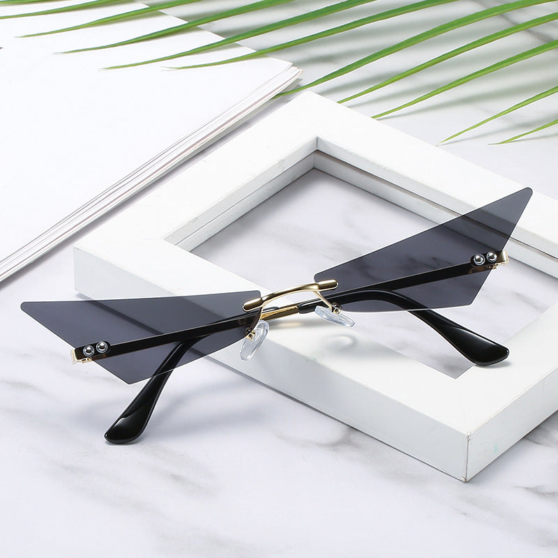 Trendy Men And Women Sun Glasses Retro Triangle European And American Cat Eye Disco Instafamous Sunglasses - Otaj Gifts
